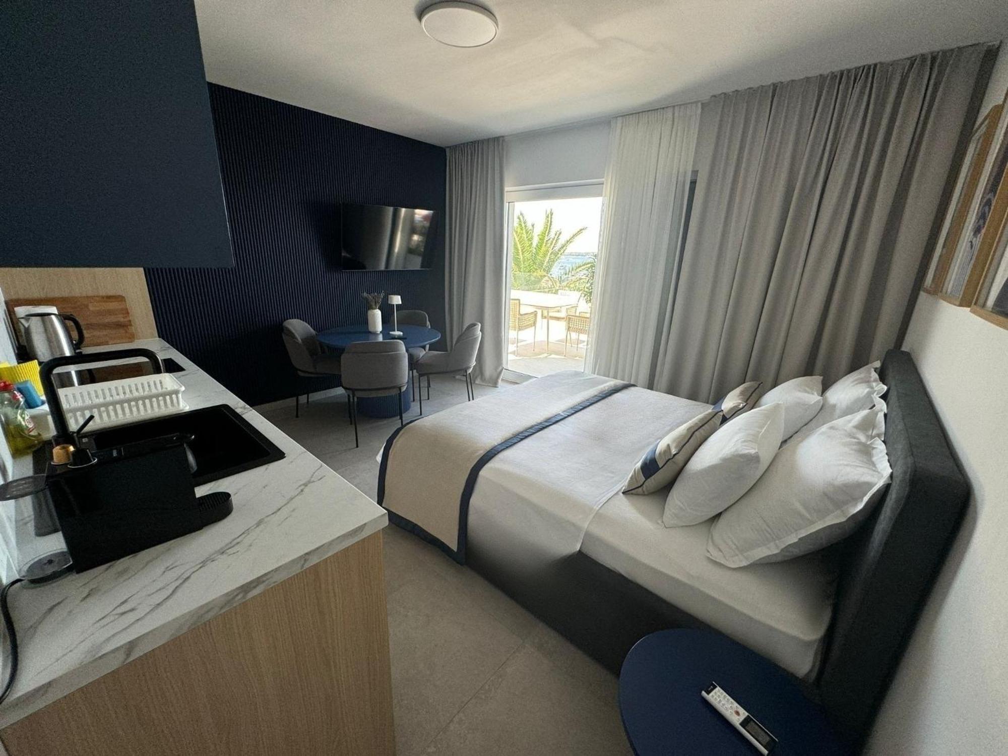 Apartments Dernaj Вир Экстерьер фото